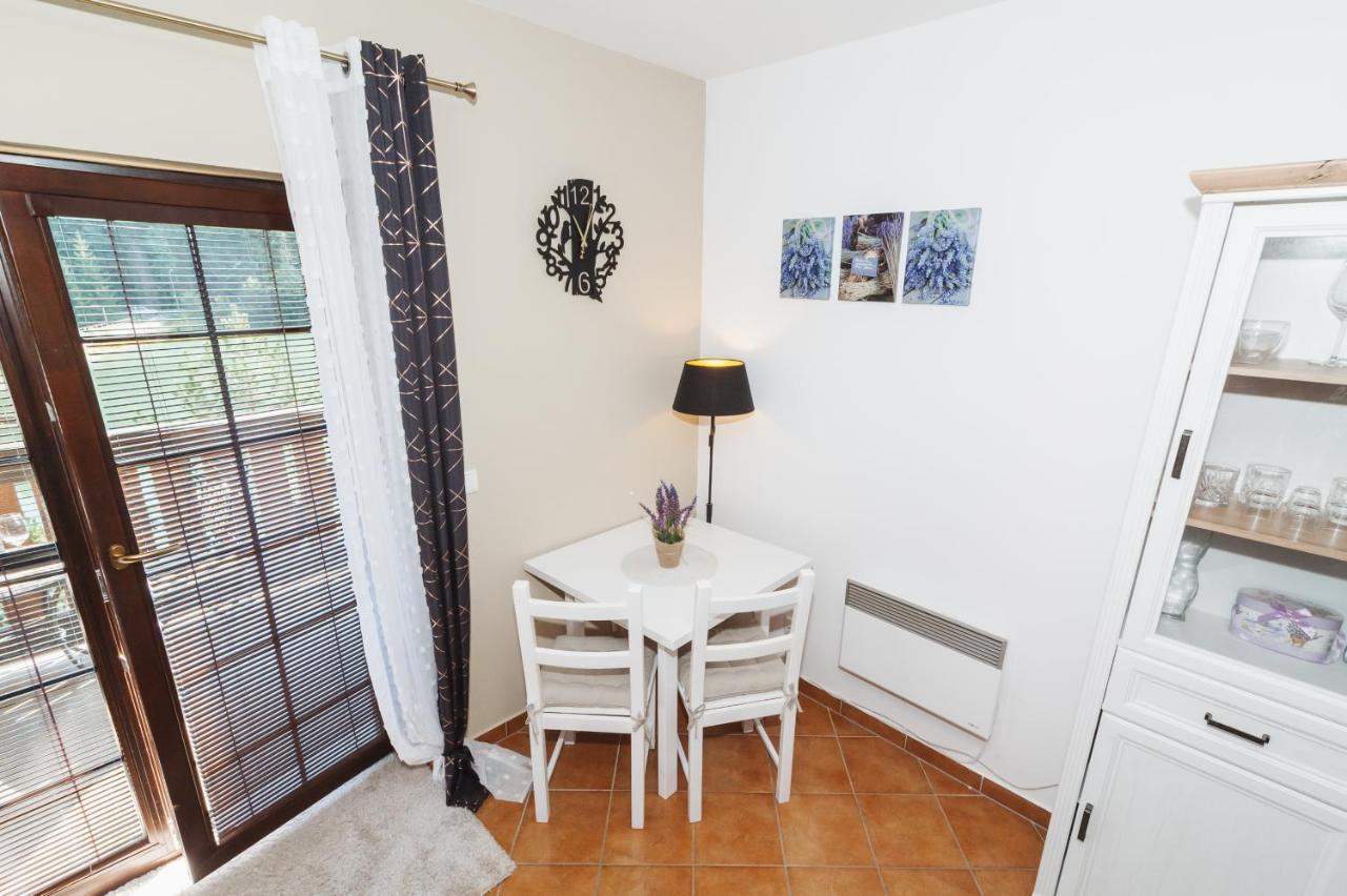 Vila Viktoria - Apartman Viktoria 2 Ruzomberok Bagian luar foto