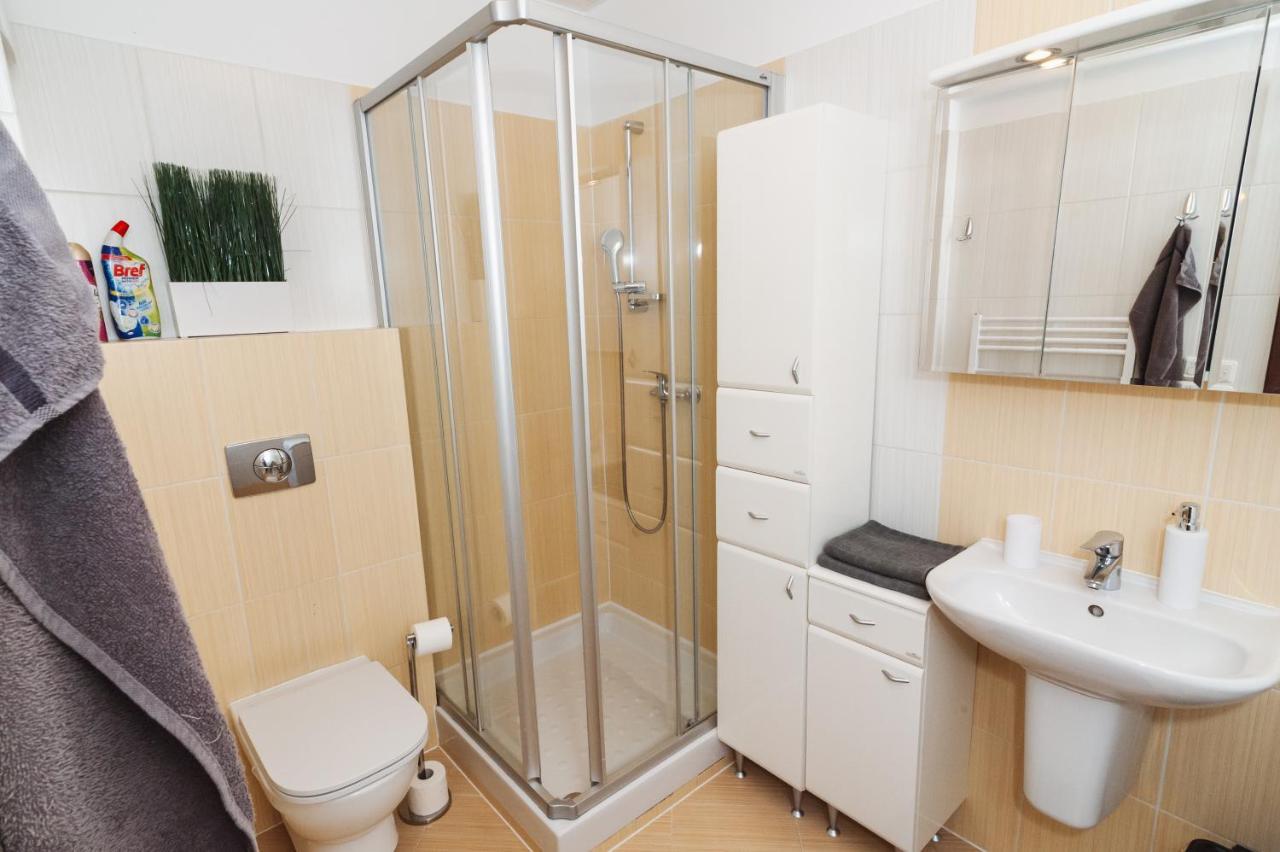 Vila Viktoria - Apartman Viktoria 2 Ruzomberok Bagian luar foto